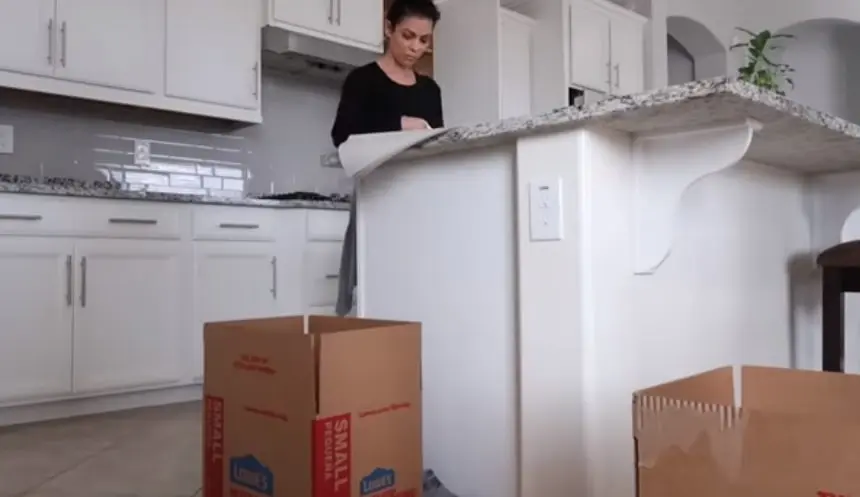 The Ultimate Guide to Packing Your Kitchen for the Move 2 kitchen packing tips